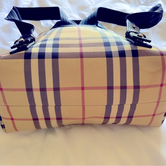 BURBERRY LONDON Nova Check Plaid Backpack MEDIUM SIZE - Picture 4 of 14